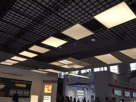 【LED平板凈化燈】的市場潛力無限 誰能抓住機(jī)遇？